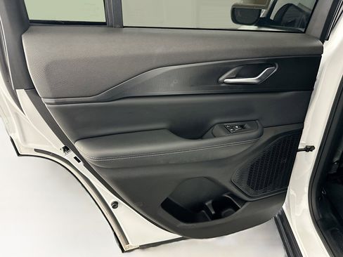 Used 2023 Jeep Grand Cherokee Laredo w/ Trailer Tow Prep Group (B) image 26