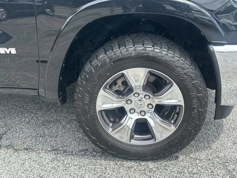 Used 2025 RAM 1500 Laramie AWD/4WD image 13