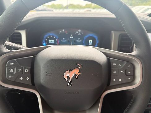 New 2026 Ford Bronco Outer Banks AWD/4WD image 8