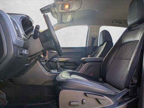 Used 2016 Chevrolet Colorado Z71 image 15