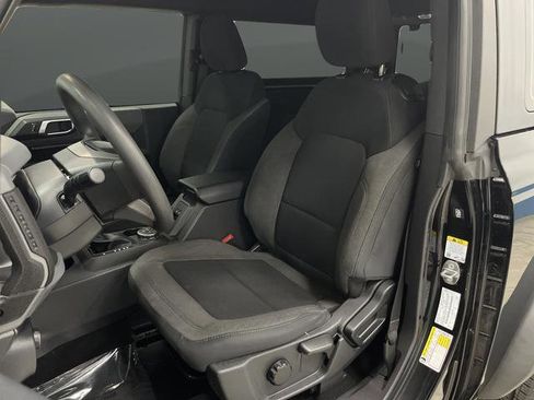 Used 2023 Ford Bronco 2-Door image 4