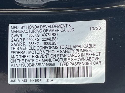 Used 2024 Acura Integra A-Spec FWD image 34