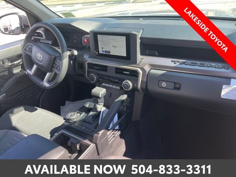 Certified 2026 Toyota Tacoma TRD Off-Road AWD/4WD image 16