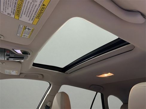 Certified 2022 Subaru Outback Limited image 26