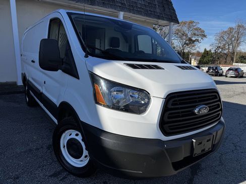 Used 2019 Ford Transit 150 130 Low Roof image 3