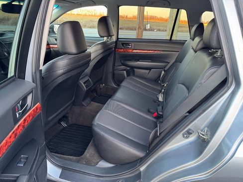 Used 2012 Subaru Outback 2.5i Limited w/ Moonroof Pkg image 14