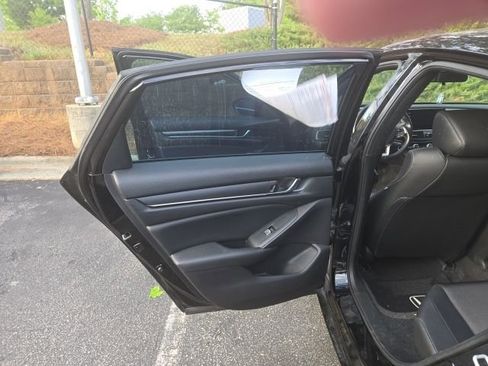 Used 2022 Honda Accord Sport image 15
