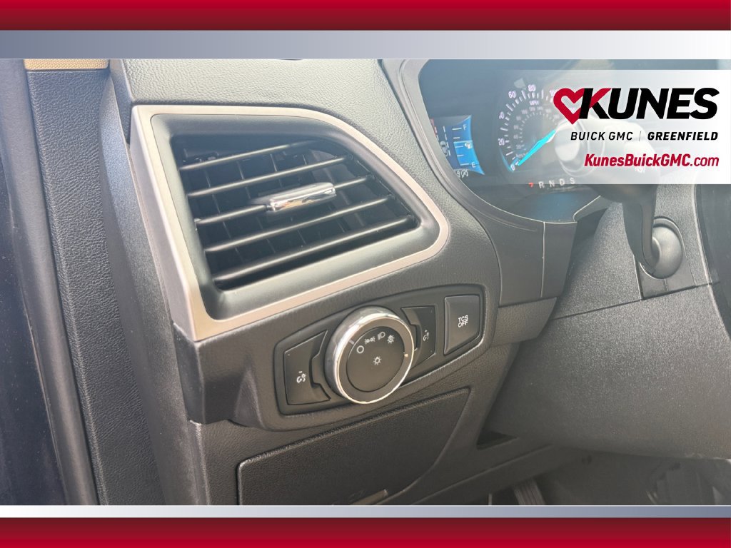 Used 2024 Ford Edge SEL AWD/4WD image 18