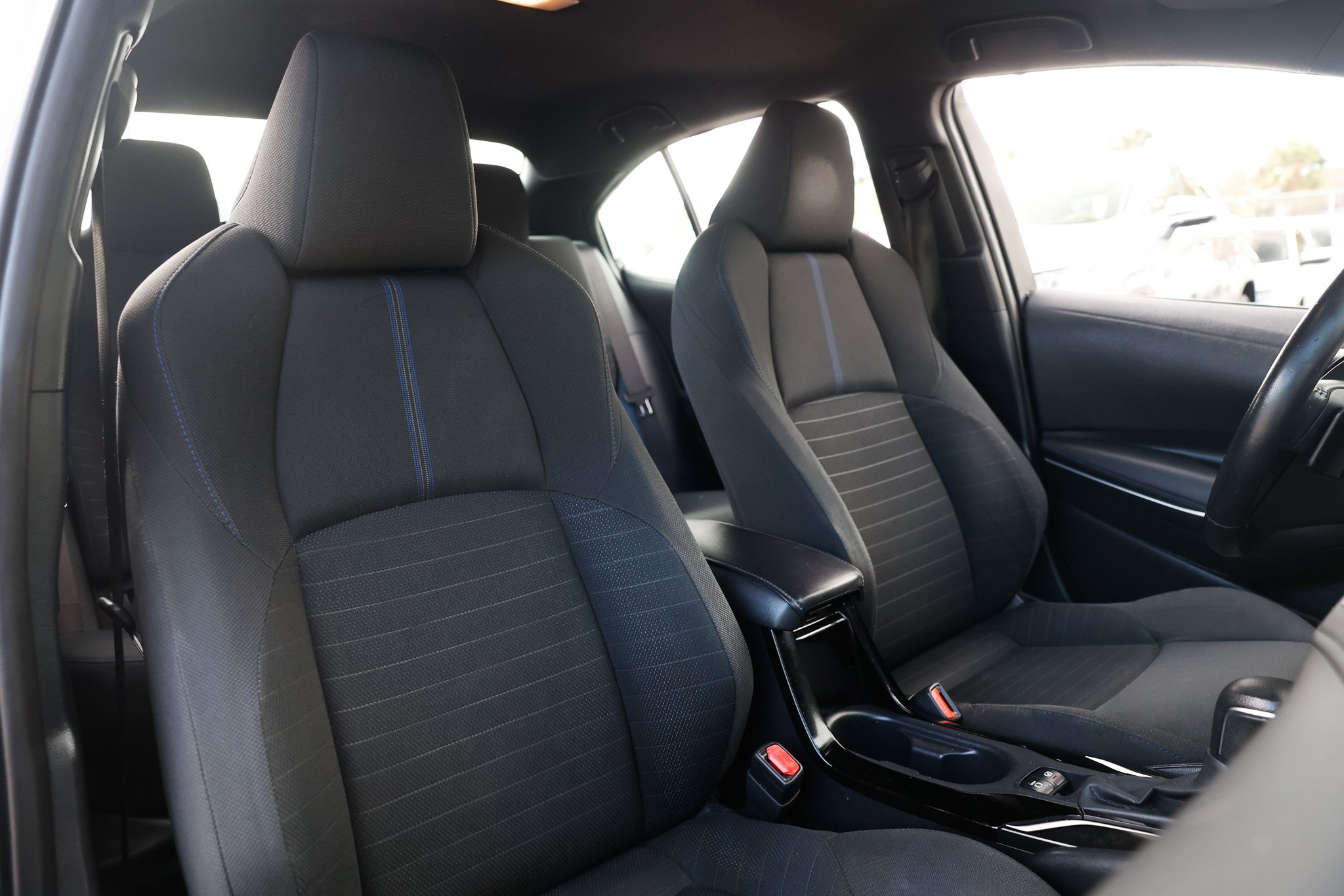Used 2022 Toyota Corolla SE FWD image 20