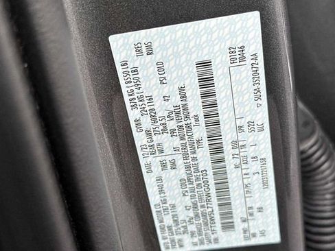 Used 2024 Ford F150 Lightning Lariat image 23