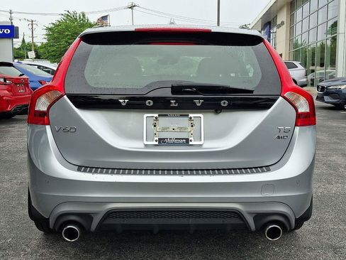 Used 2018 Volvo V60 T5 Dynamic w/ Vision Package AWD/4WD image 5