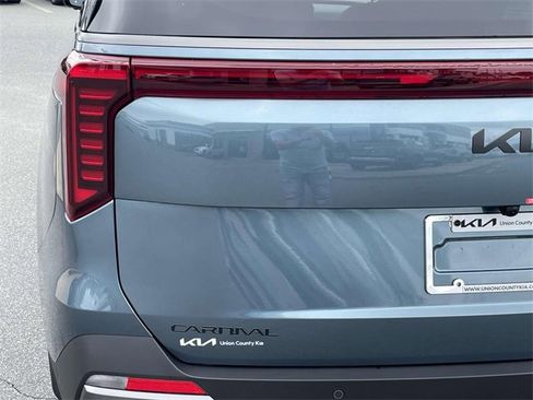 New 2026 Kia Carnival SX Prestige image 10