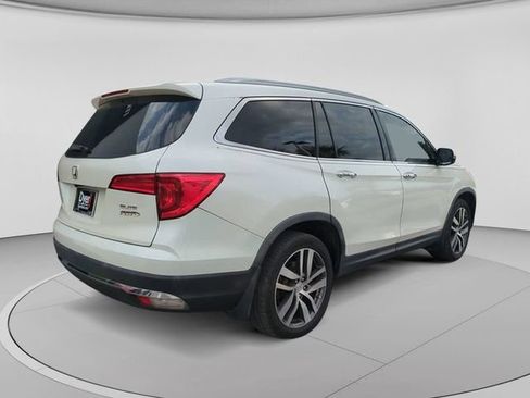 Used 2017 Honda Pilot Elite image 5