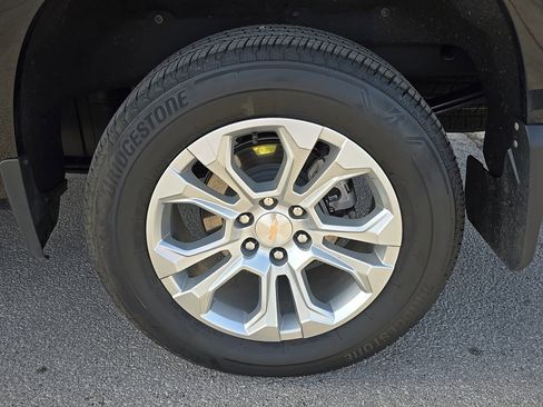 Certified 2025 Chevrolet Silverado 1500 LTZ w/ Technology Package image 10