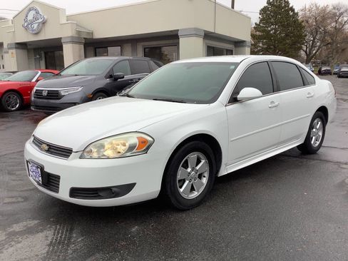 Used 2010 Chevrolet Impala LT image 2