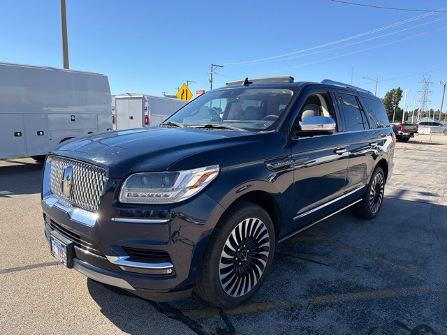Used 2019 Lincoln Navigator Black Label AWD/4WD image 2