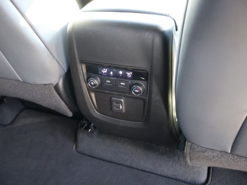 Used 2023 Buick Enclave Essence w/ Experience Buick Package image 14