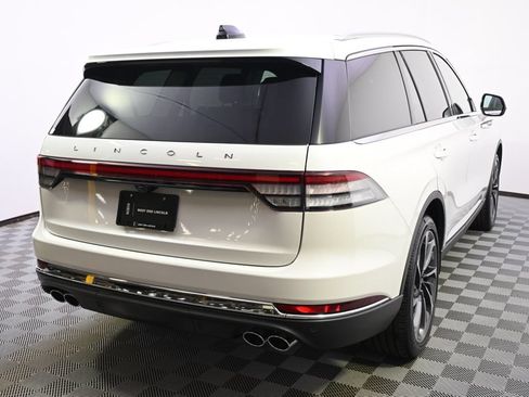 New 2026 Lincoln Aviator Reserve AWD/4WD image 6
