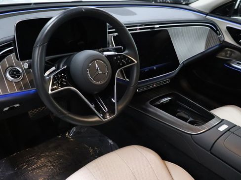 Used 2024 Mercedes-Benz E 450 4MATIC Sedan image 10