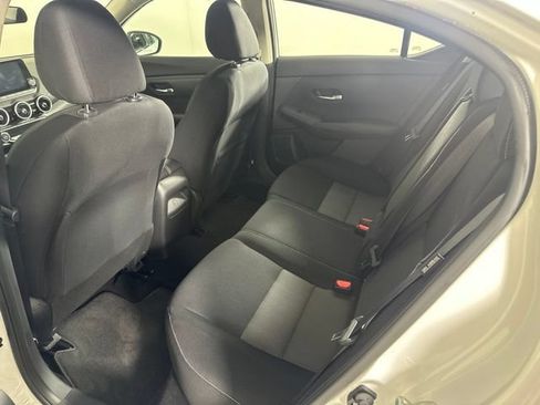 Used 2021 Nissan Sentra SV FWD image 16