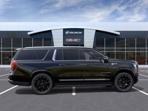 New 2026 GMC Yukon XL Elevation w/ Elevation Premium Package AWD/4WD image 5