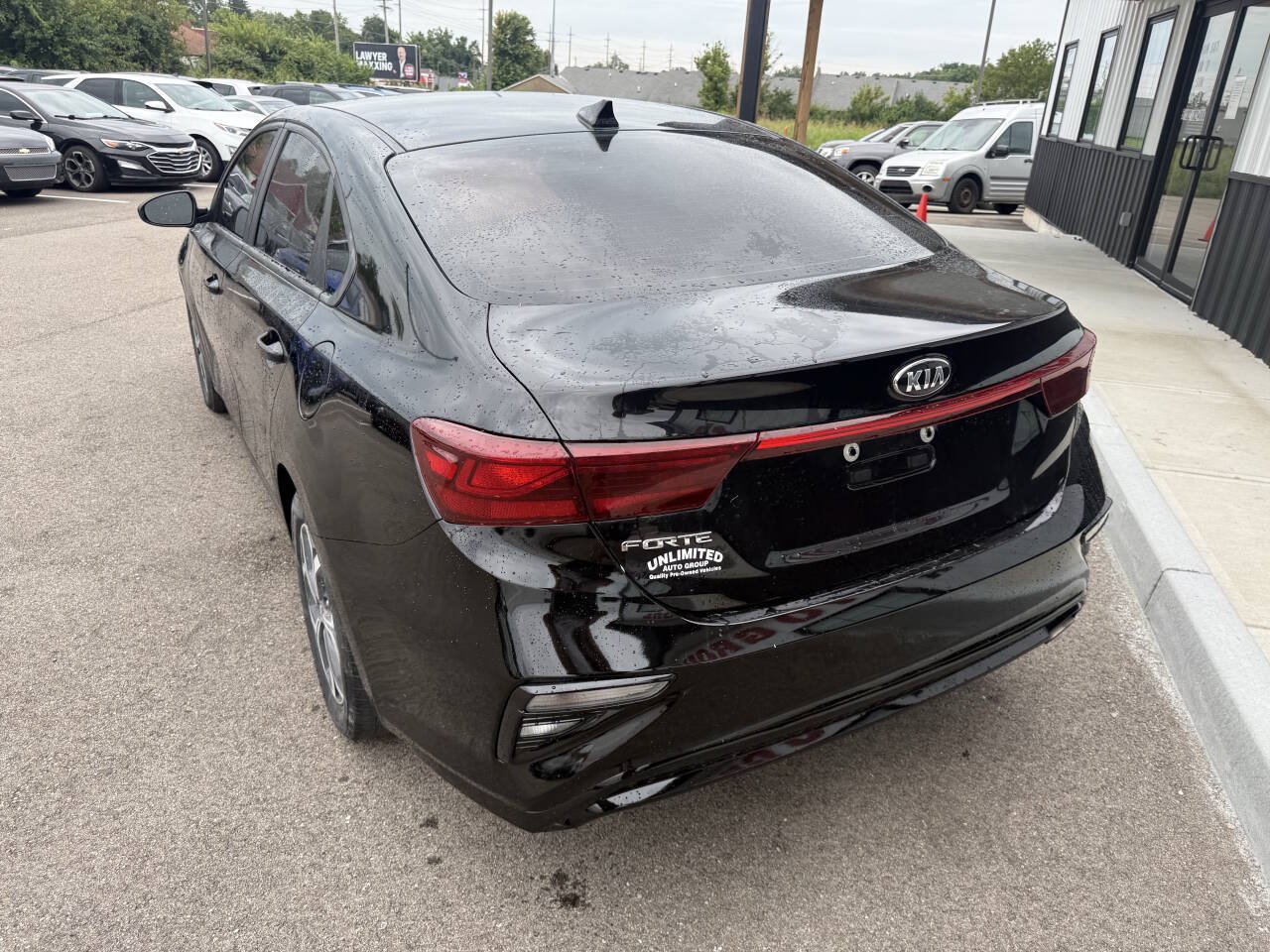 Used 2021 Kia Forte LXS FWD image 9