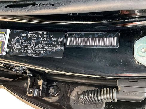 Used 2025 Kia K4 FWD image 34
