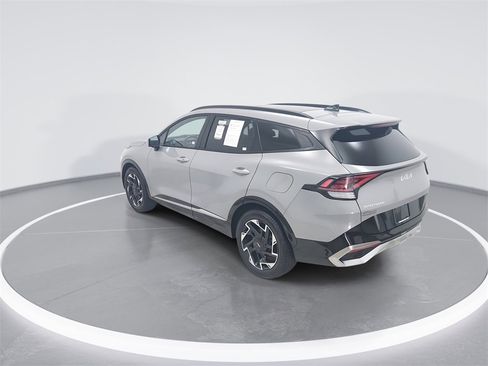 Used 2023 Kia Sportage SX image 5