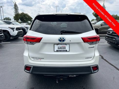 Used 2017 Toyota Highlander Limited AWD/4WD image 22