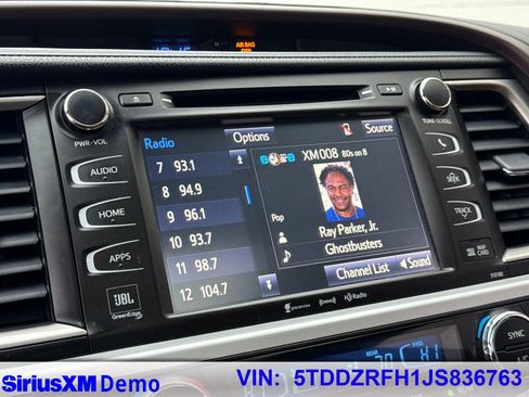 Used 2018 Toyota Highlander image 34