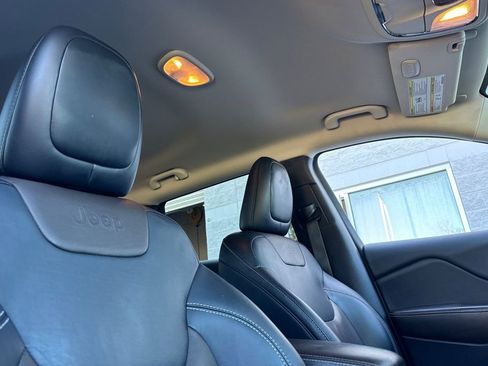 Used 2014 Jeep Cherokee Limited w/ Technology Group image 15