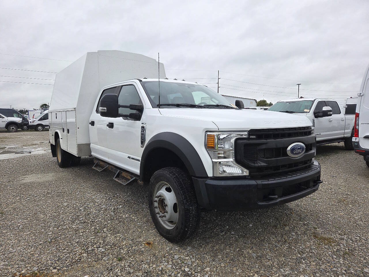 Used 2022 Ford F550 4x4 Crew Cab Super Duty w/ Power Equipment Group image 3