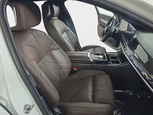 Certified 2023 BMW 760i xDrive 760i xDrive image 9