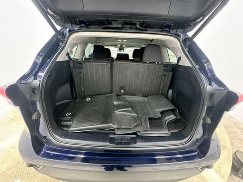 Used 2020 Toyota Highlander LE AWD/4WD image 20