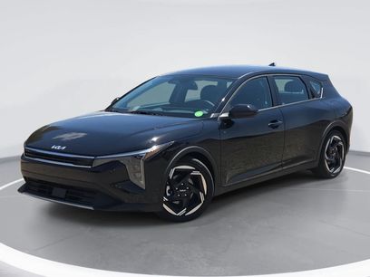 New 2026 Kia K4 EX