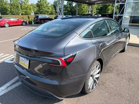 Used 2025 Tesla Model 3 Long Range RWD image 11