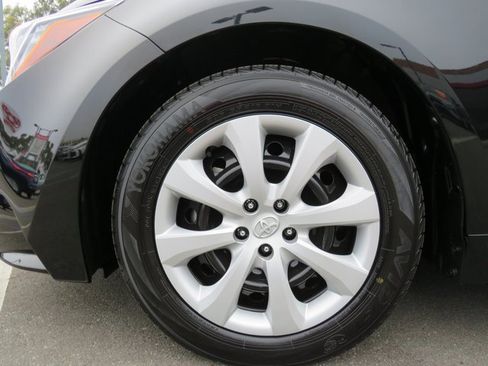 Certified 2023 Toyota Corolla LE image 6