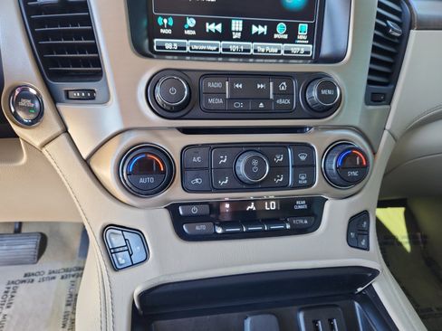 Used 2018 GMC Yukon Denali w/ Denali Ultimate Package image 12