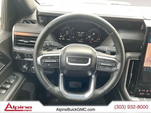 Used 2025 GMC Yukon Denali image 12