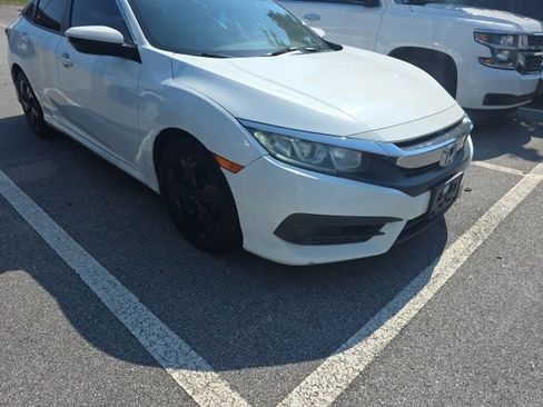 Used 2016 Honda Civic LX image 3