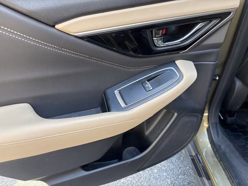 Used 2020 Subaru Outback Limited image 8