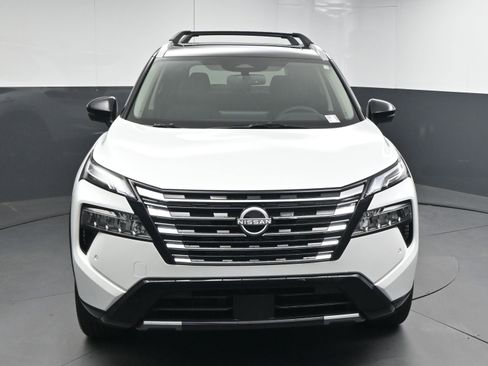 New 2026 Nissan Rogue Platinum w/ Platinum Premium Package image 2