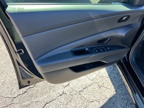 New 2025 Hyundai Elantra Sport image 10
