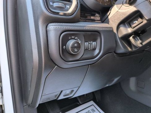 Used 2026 RAM 3500 Limited AWD/4WD image 13