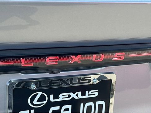 New 2026 Lexus ES 350e FWD image 22