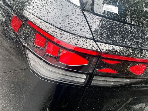 New 2026 Volkswagen Tiguan SEL R-Line AWD/4WD image 14