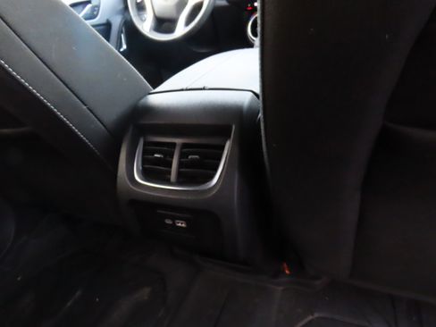 Used 2023 Chevrolet Blazer LT w/ Convenience Package image 13