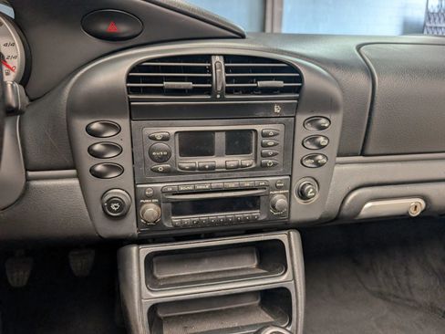 Used 2004 Porsche Boxster S RWD image 21