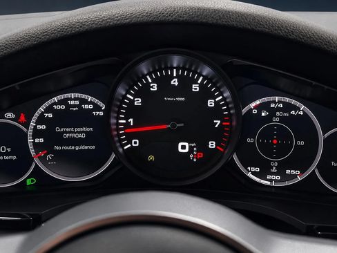 Used 2019 Porsche Cayenne AWD/4WD image 25