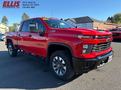 Used 2024 Chevrolet Silverado 2500 Custom w/ Custom Convenience Package image 7